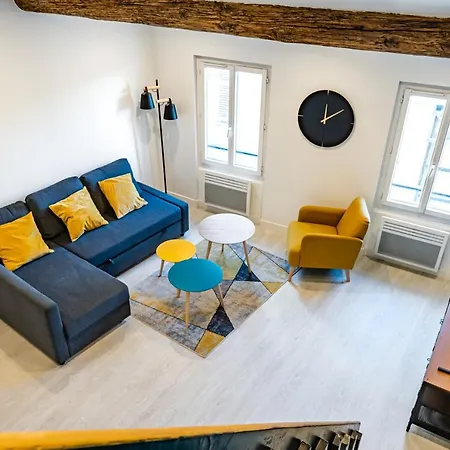 Roche : 3 Chambres,6 Personnes, Bien Equipe, Deco+ 土伦