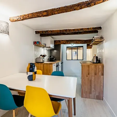 Daire Roche : 3 Chambres,6 Personnes, Bien Equipe, Deco+ Toulon