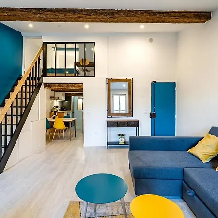 Roche : 3 Chambres,6 Personnes, Bien Equipe, Deco+ Apartment Toulon
