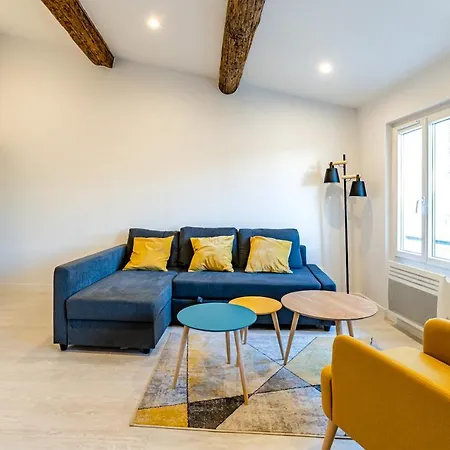 Daire Roche : 3 Chambres,6 Personnes, Bien Equipe, Deco+